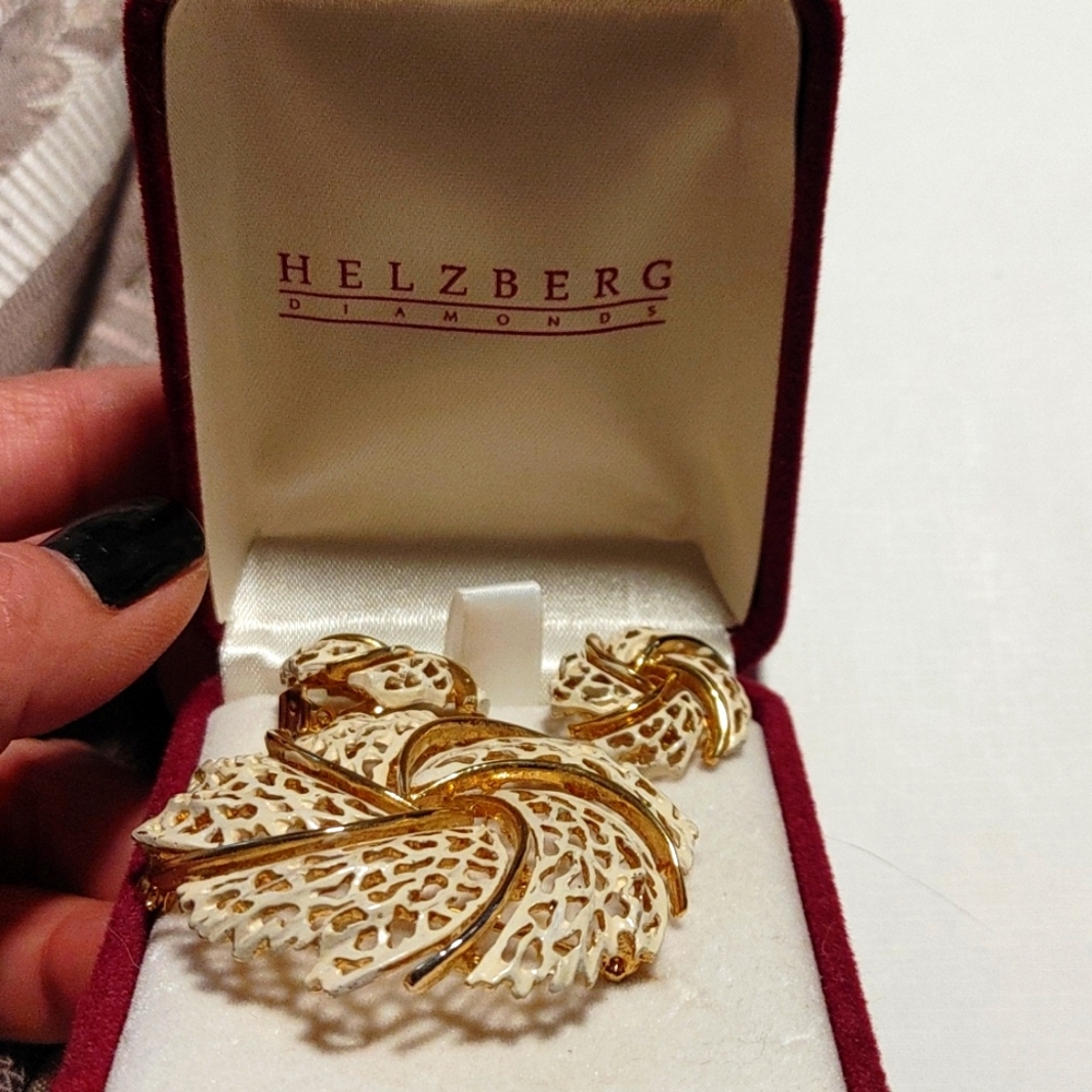 VINTAGE 60S PIN EARRINGS SET